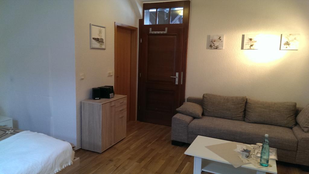 Pension Amplonius Erfurt Room photo